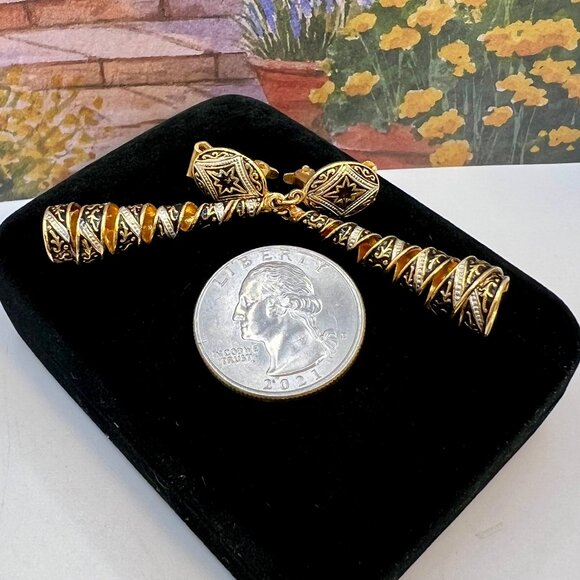 For @zaysan ONLY Damascene Inspired Coil Dangle CLIP Earrings - Picture 4 of 5